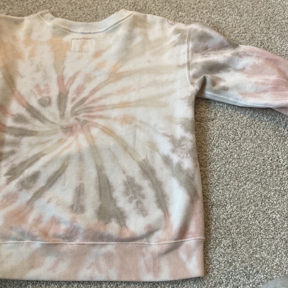 Abercrombie and Fitch tie dyed crewnecks sweatshirt lightly used good condition - Picture 4 of 4